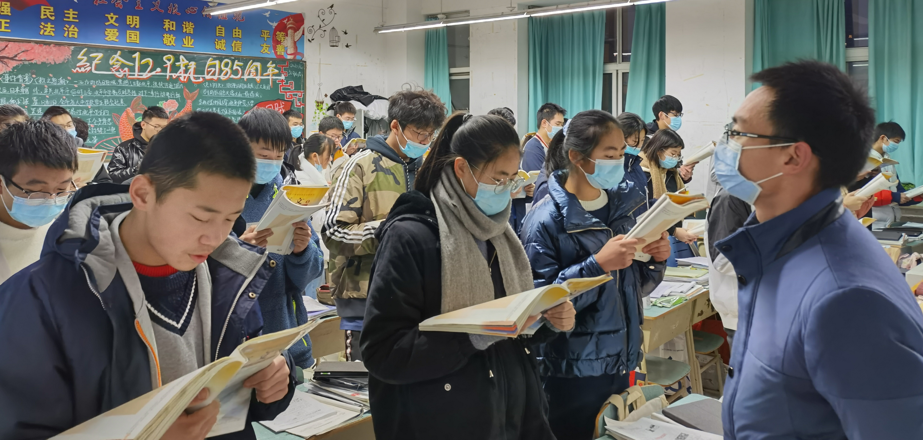 深化班級管理理念    助力學(xué)生成長發(fā)展