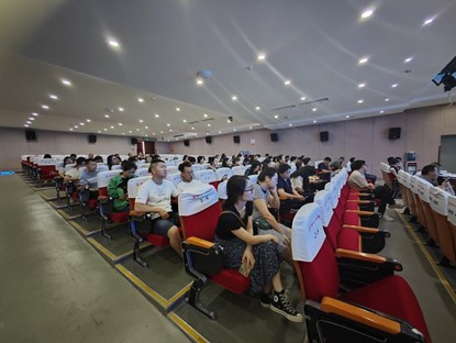 聚焦教學改進，提升教育質(zhì)量 ——高2023級半期成績分析會圓滿召開