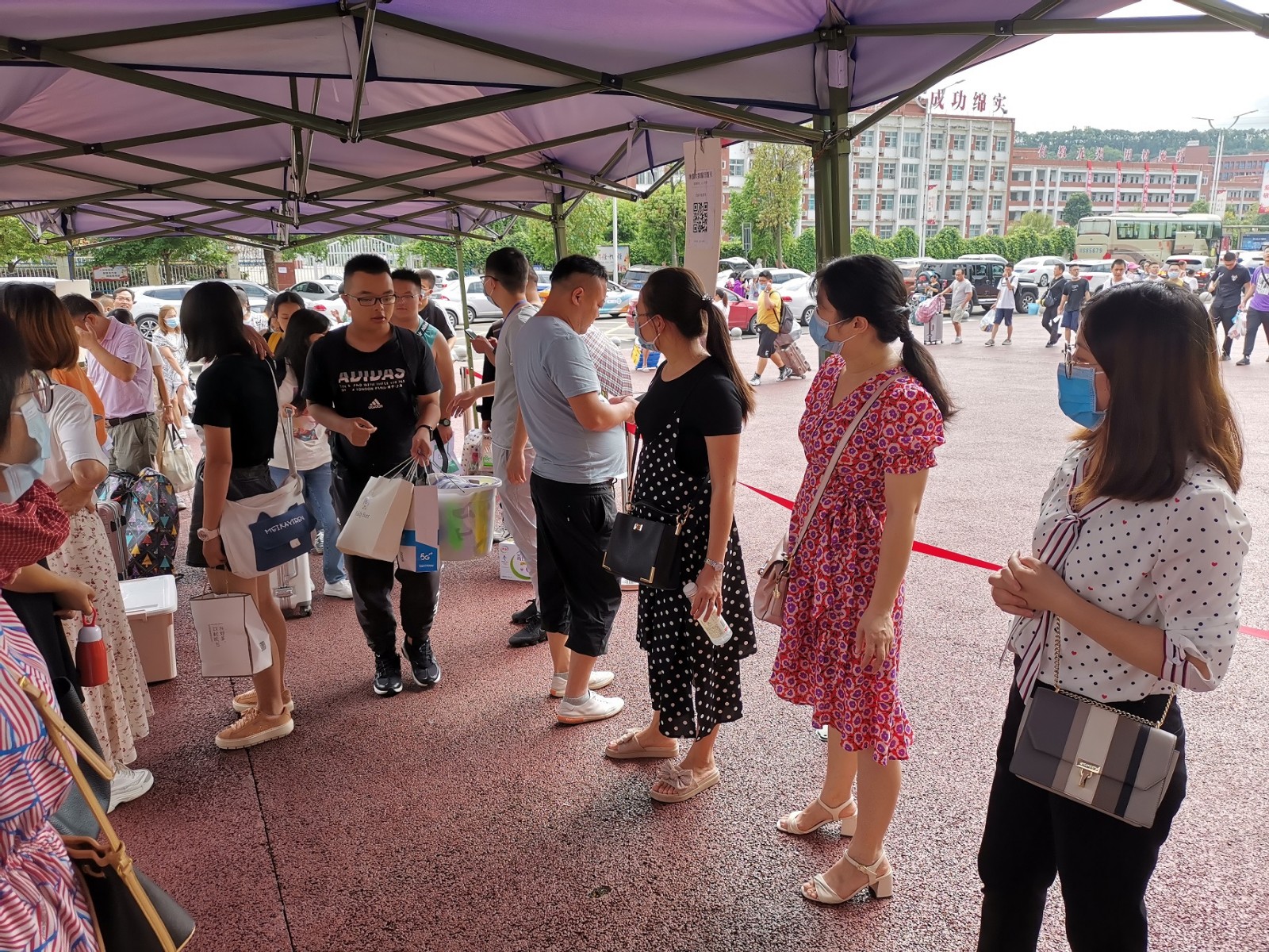 1598878785608432.jpg 1598878785608432.jpg