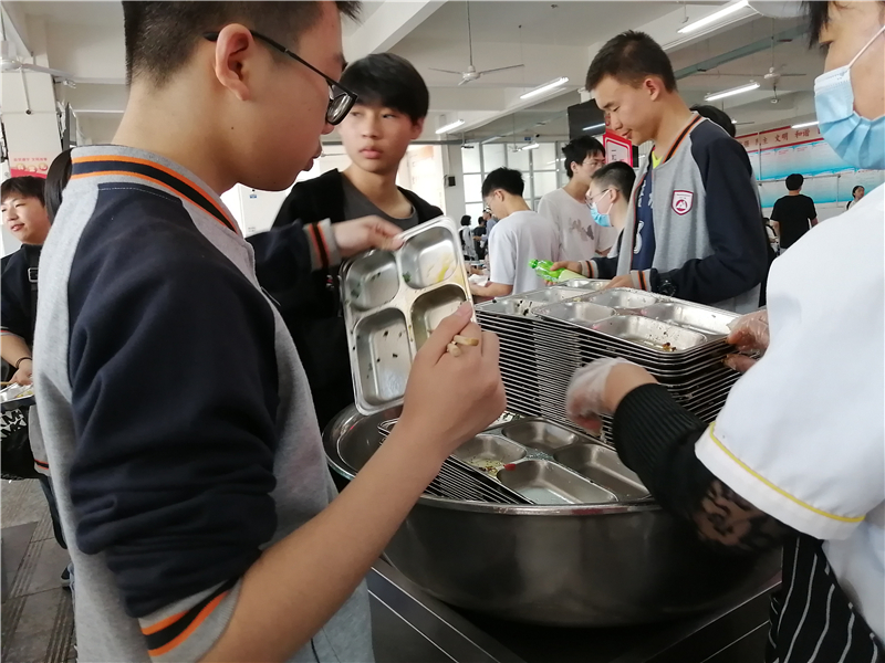 1652948567232478.jpg 節(jié)儉用餐5.jpg