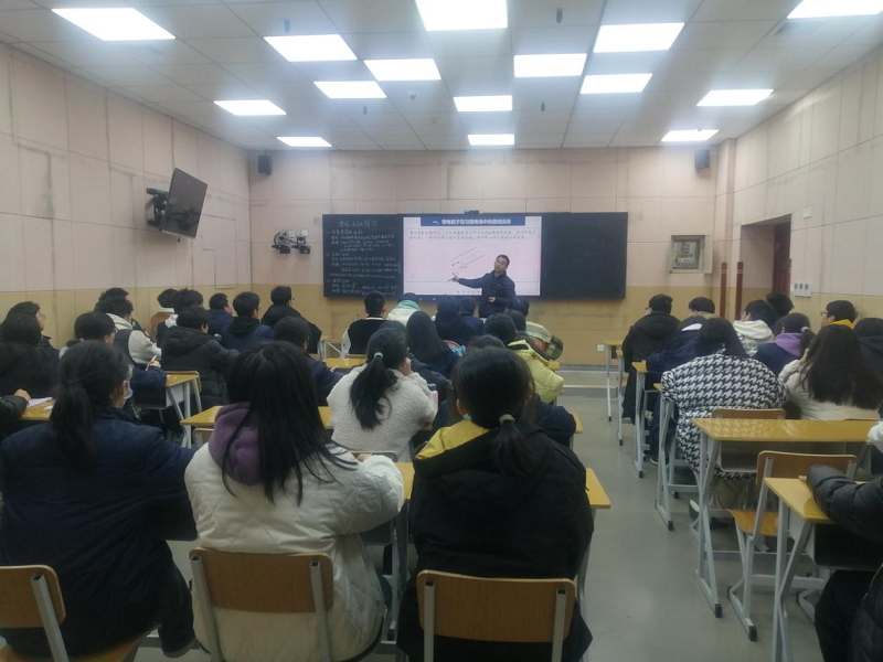 1703029884705584.png 物理1.png