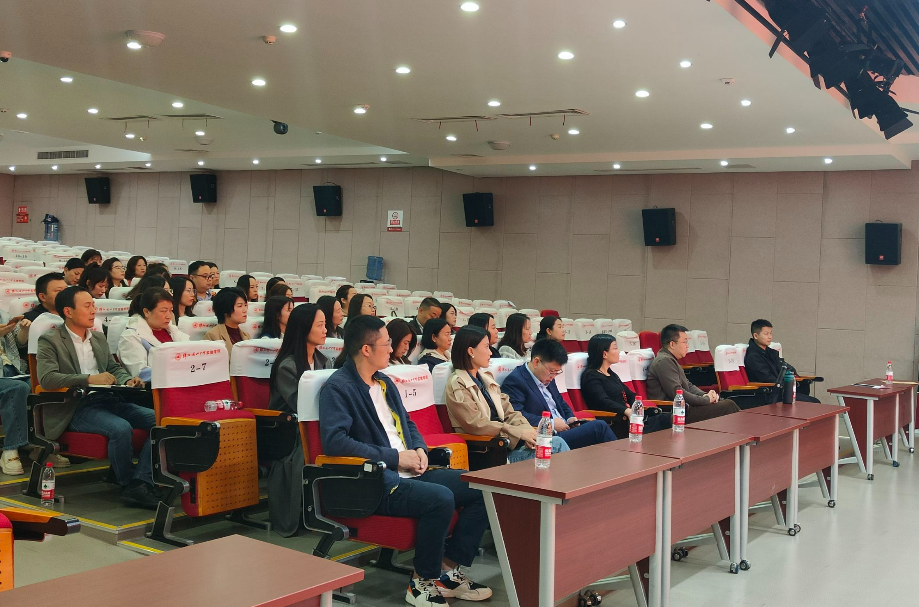 1729307642369792.png 3.png