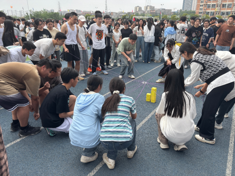 1745502612438465.png 2.png.png